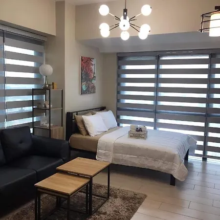 Tower 1 One Eastwood Avenue Apartment Manila Exterior photo