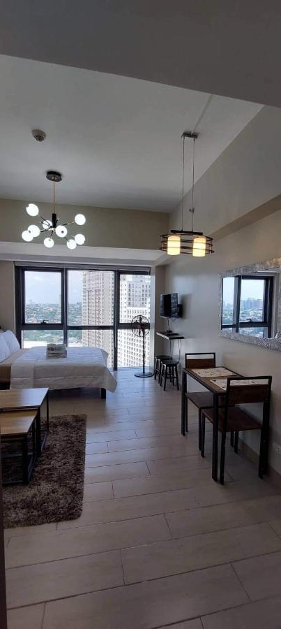 Apartment Tower 1 One Eastwood Avenue Manila